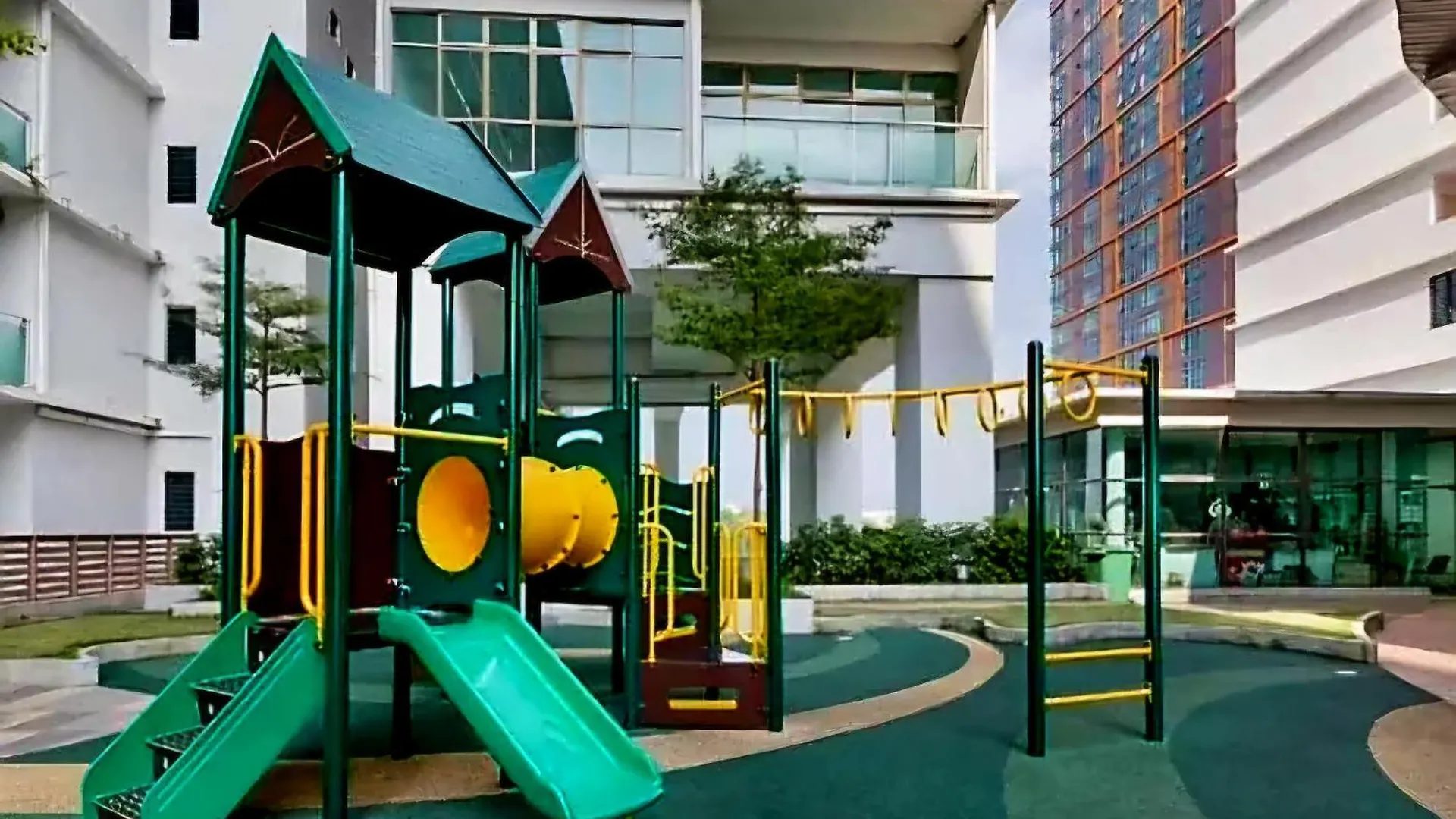 Mount Austin - Moonstay At Palazio Near To Toppen Ikea Aeon Johor Bahru 0*,  Malaysia